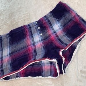 Large Victoria’s Secret vintage plaid 100% Cotton pajama sleep shorts